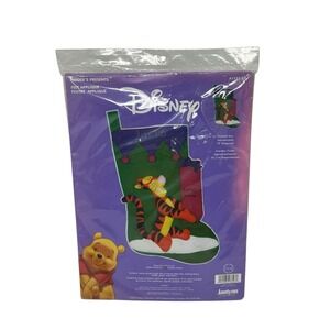 New 2004‎ Disney Tigger Christmas Felt Applique Stocking Kit Janlynn #1133-23